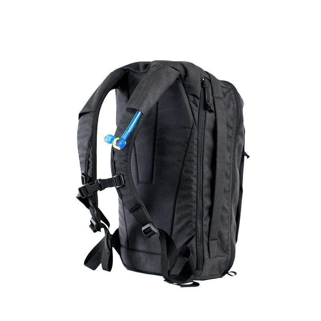 Civic Panel Loader 24L