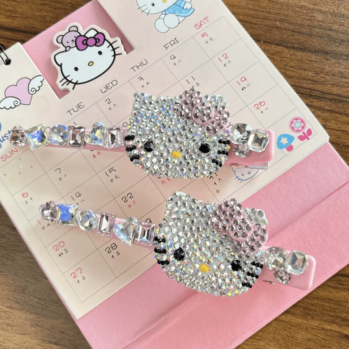 Sparkling Kitty Rhinestone Hair Clip