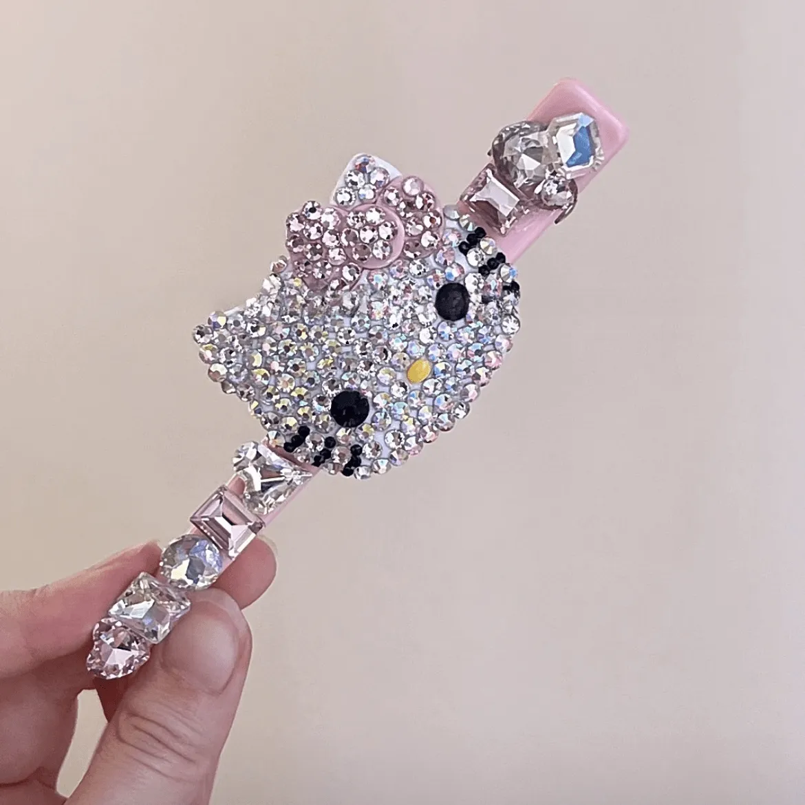Sparkling Kitty Rhinestone Hair Clip