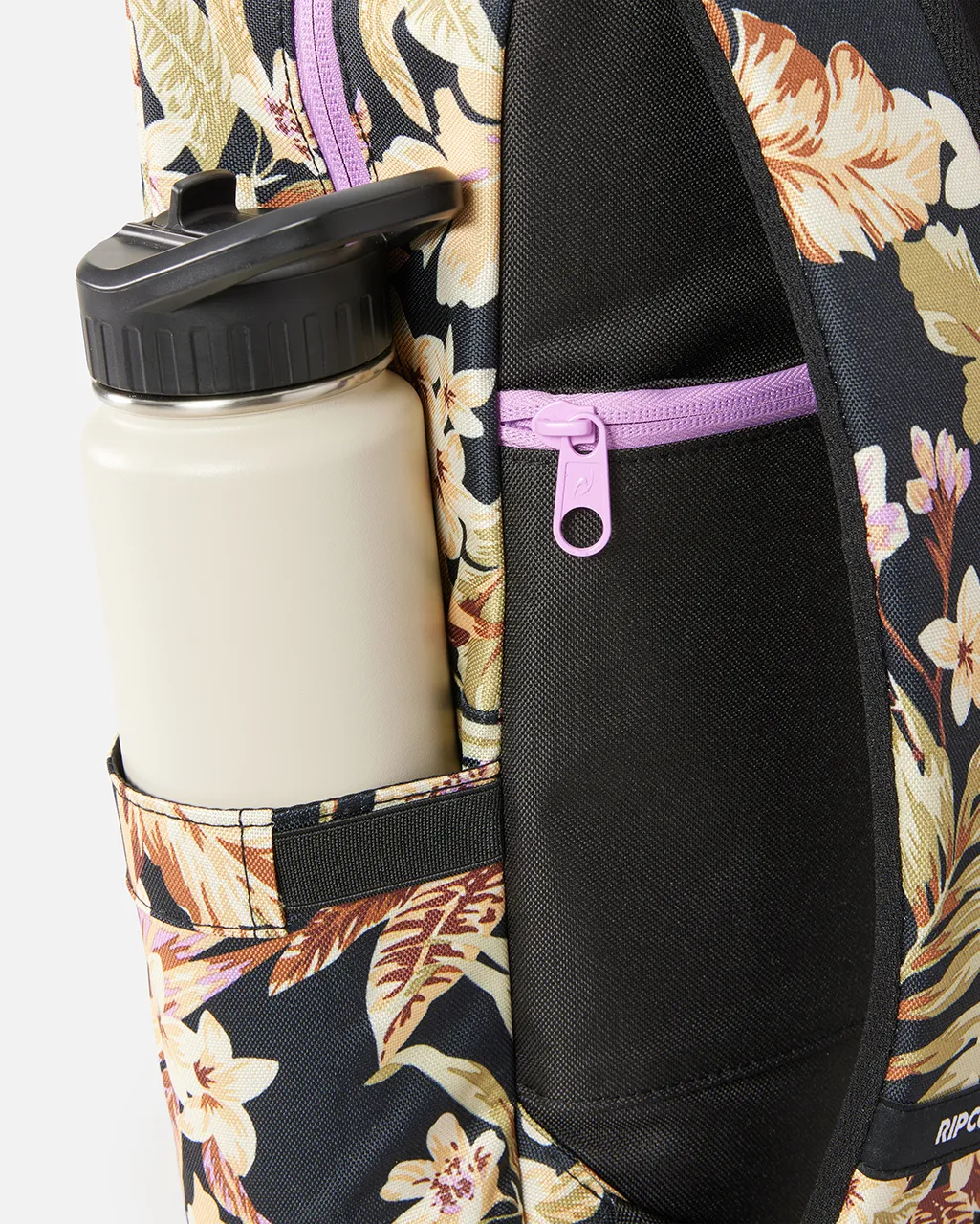 Svelte 13L Mixed Backpack in Black